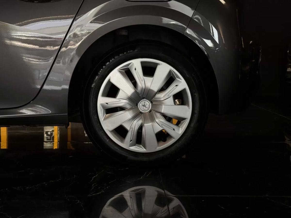 peugeot-208-2023-gasolina-1199cc