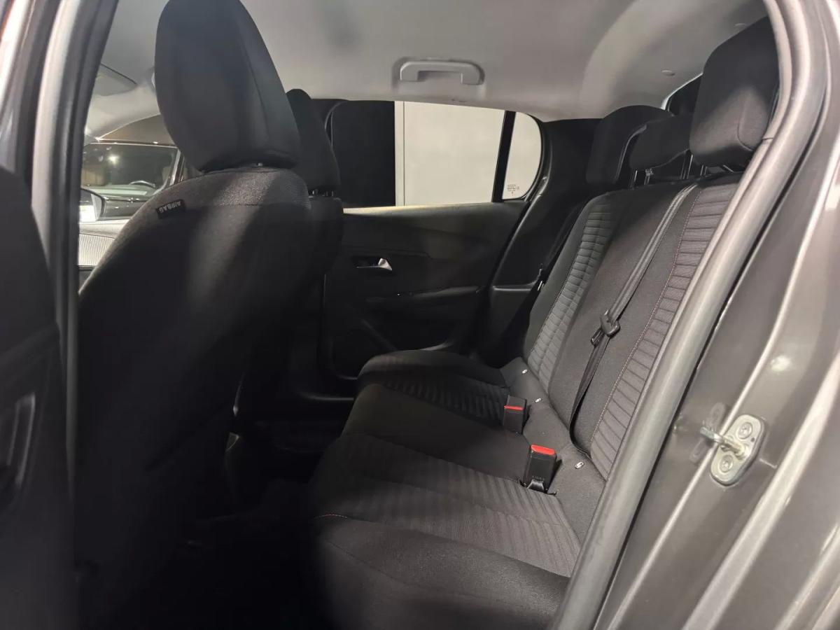 peugeot-208-2023-gasolina-1199cc