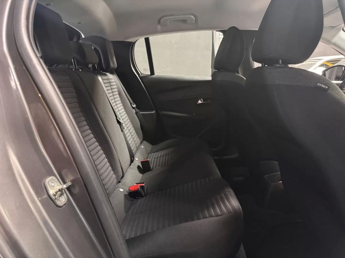 peugeot-208-2023-gasolina-1199cc