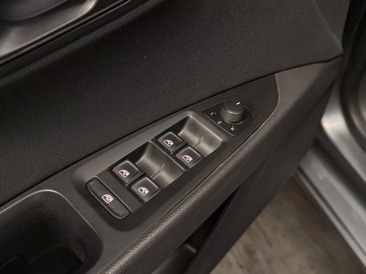 seat-leon-2016-gasolina-1197cc