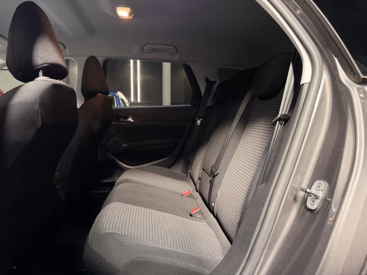 peugeot-308-sw-2021-diesel-1499cc
