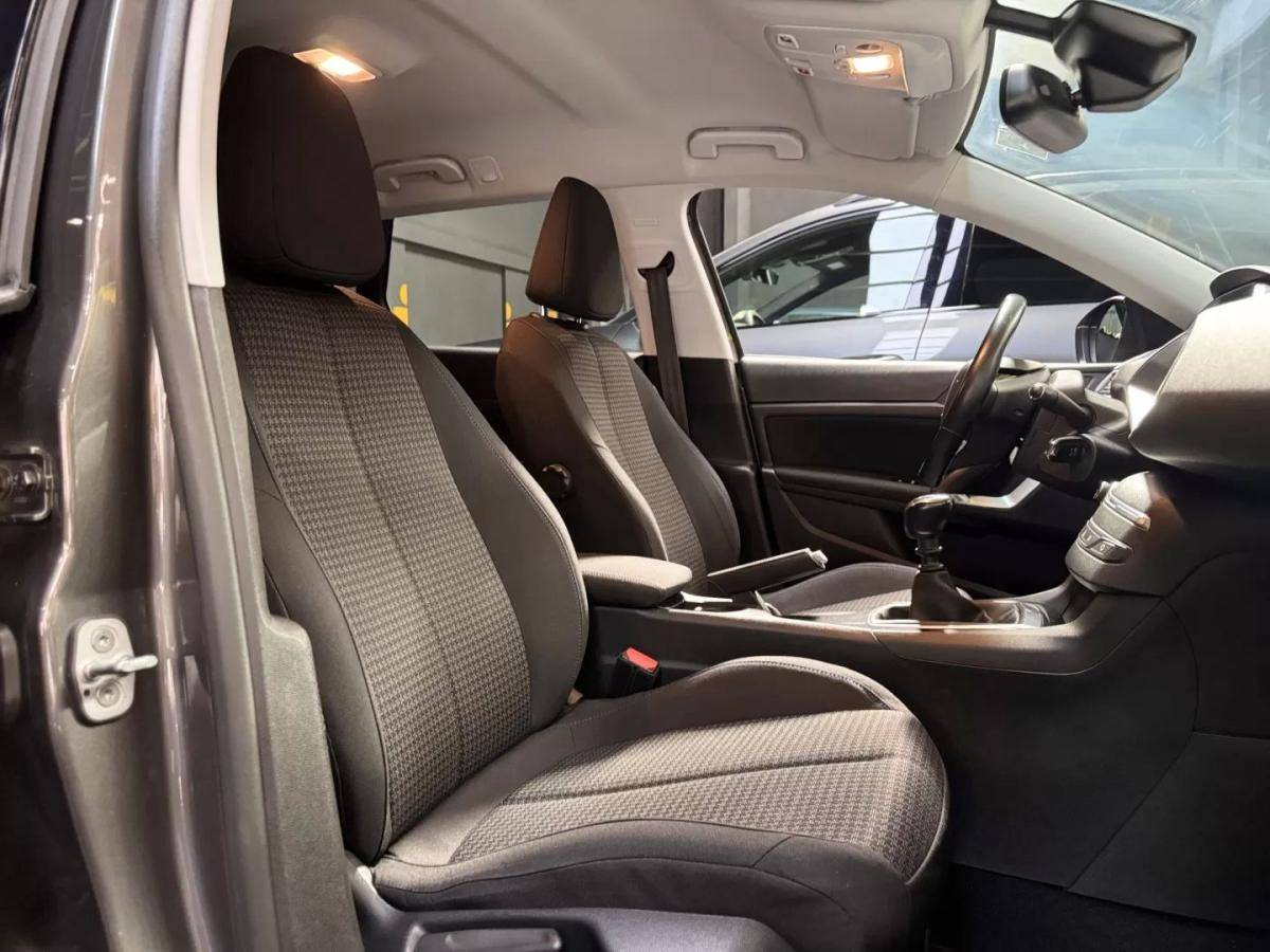 peugeot-308-sw-2021-diesel-1499cc