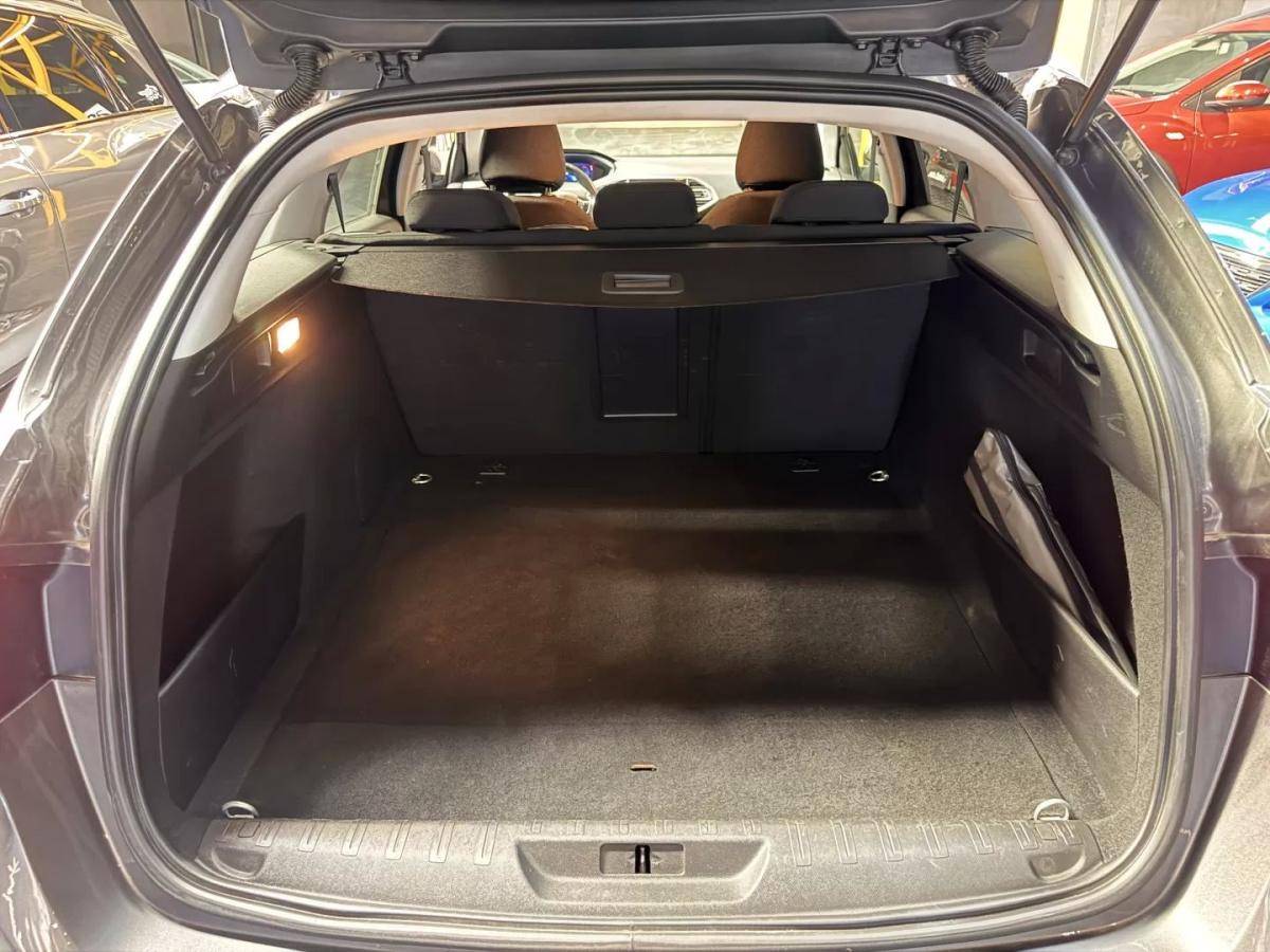 peugeot-308-sw-2021-diesel-1499cc