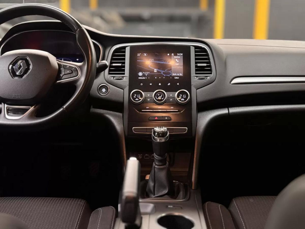 renault-megane-sport-tourer-2021-diesel-1461cc