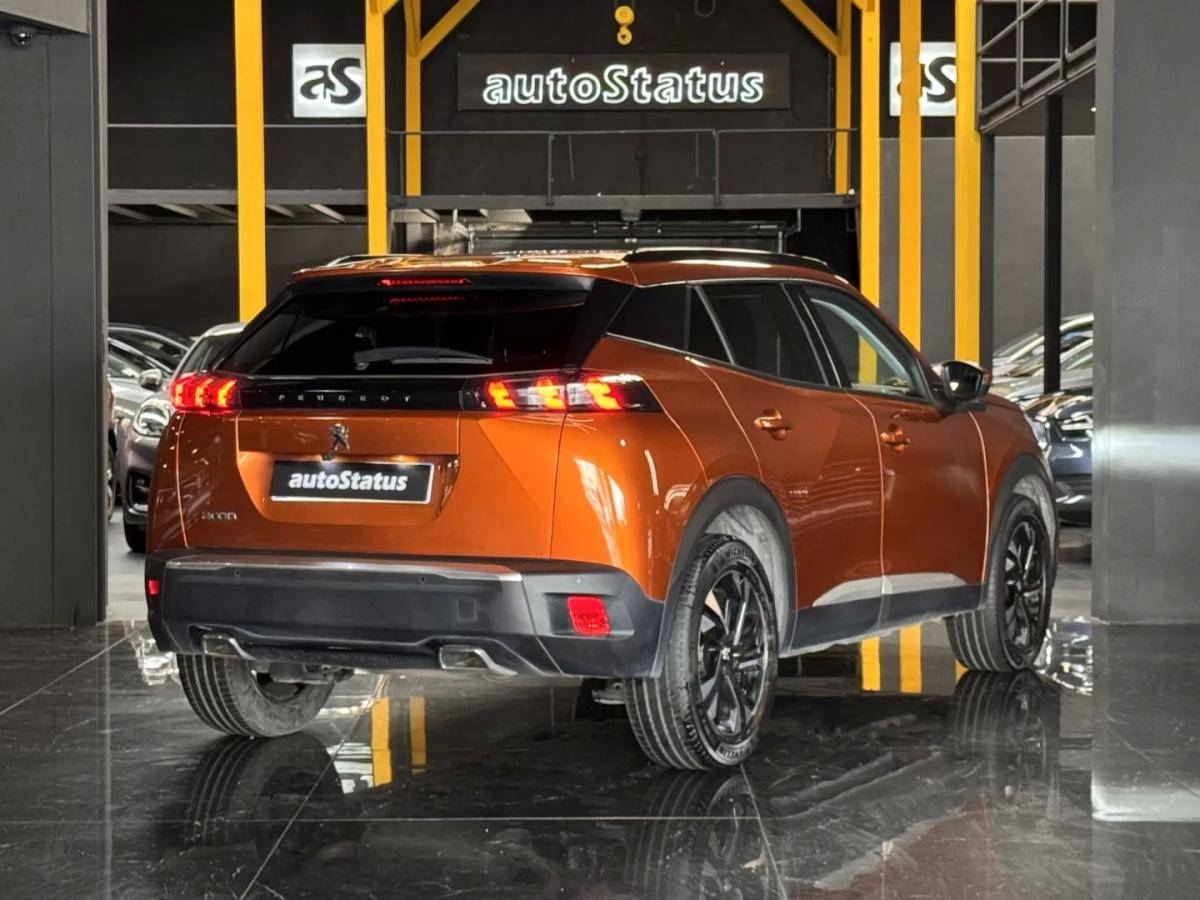 peugeot-2008-2021-gasolina-1199cc