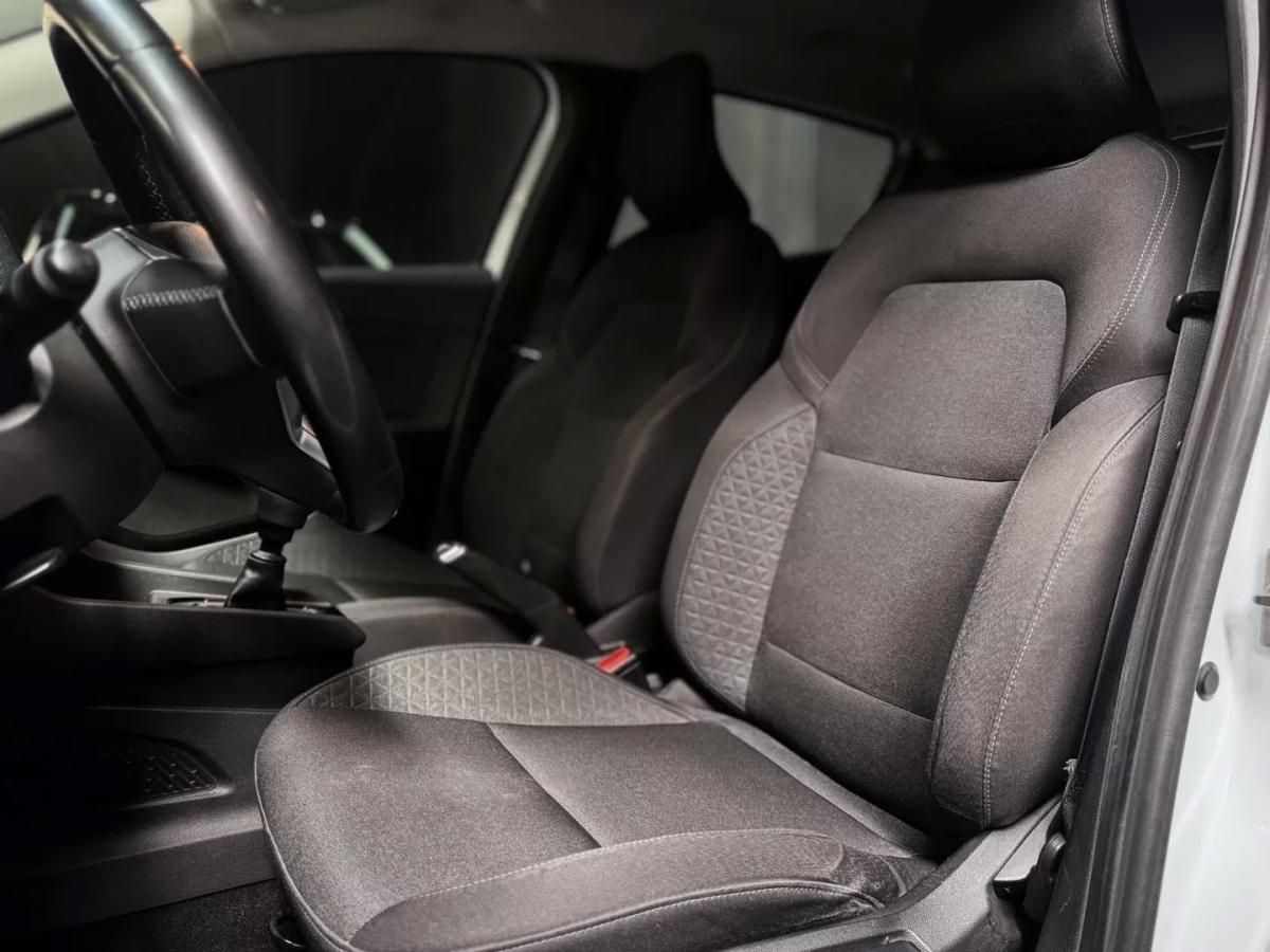 renault-clio-2023-gasolina-999cc