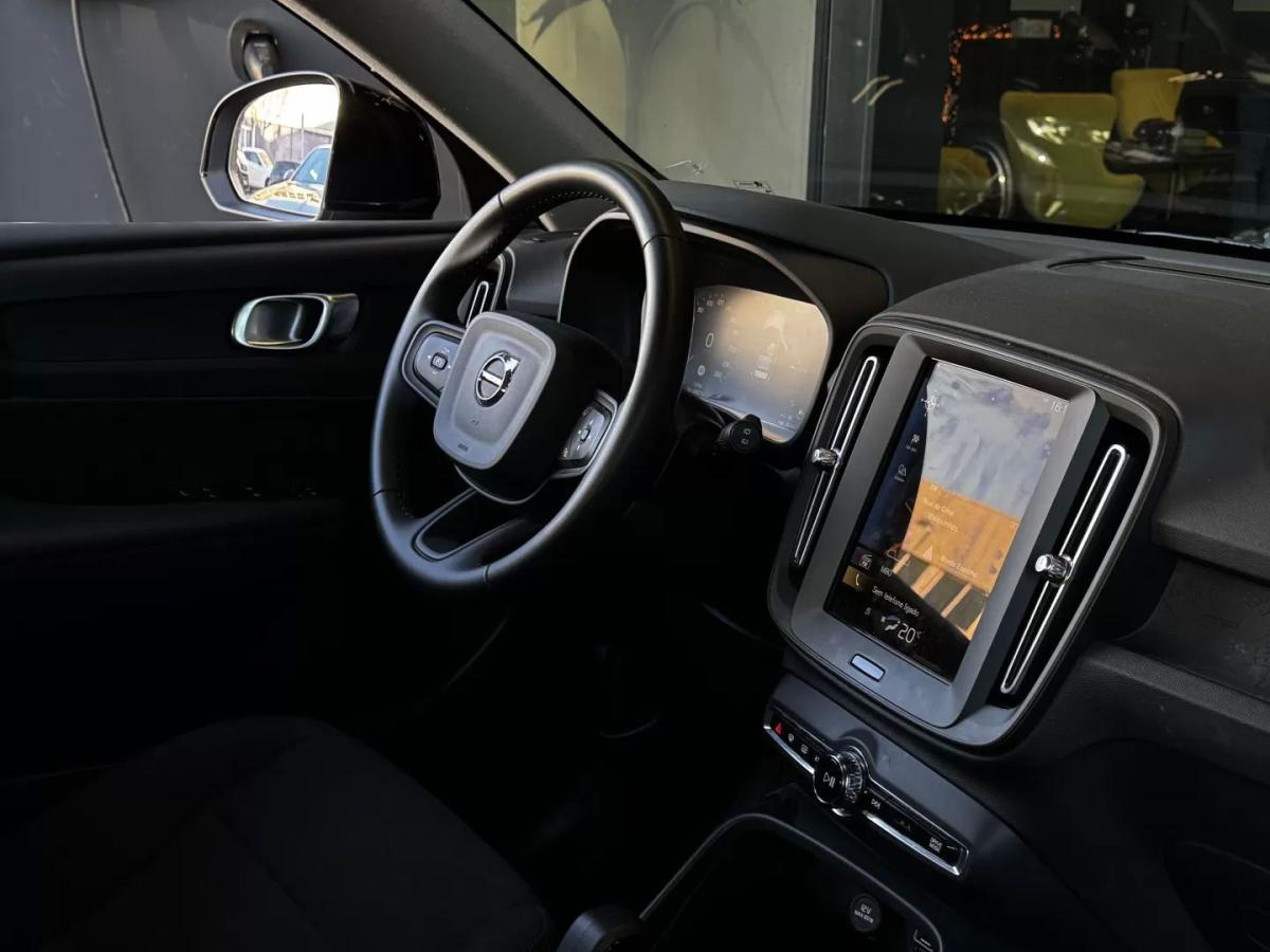 volvo-xc40-2023-hibrido-1477cc