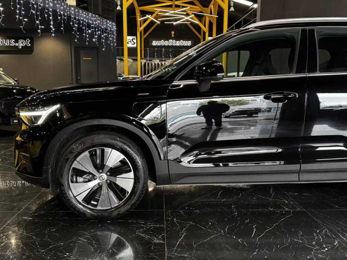 volvo-xc40-2023-hibrido-1477cc