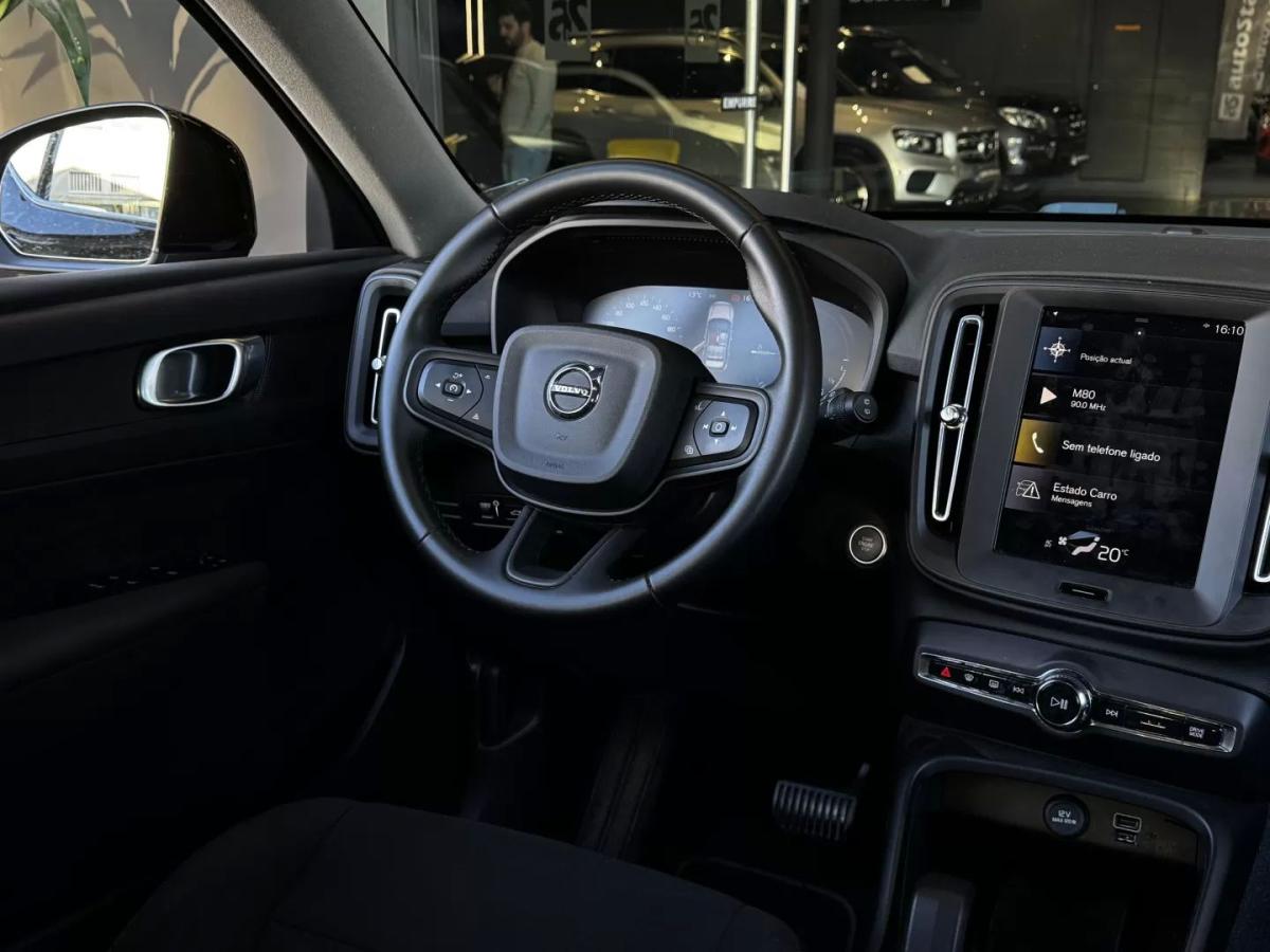 volvo-xc40-2023-hibrido-1477cc