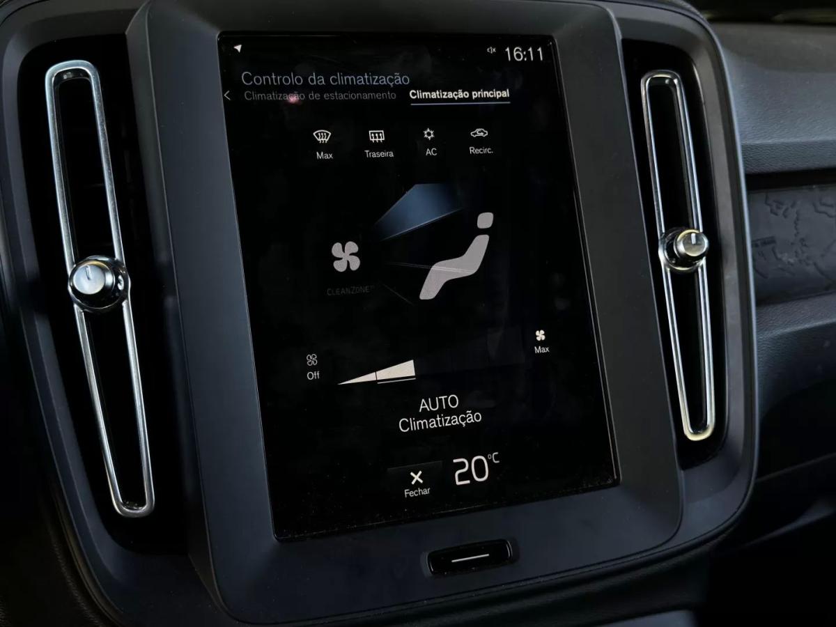 volvo-xc40-2023-hibrido-1477cc