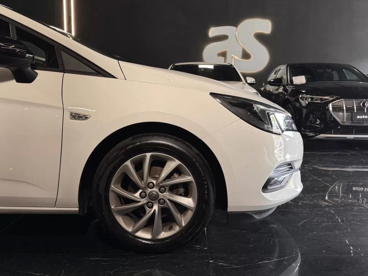 opel-astra-2021-diesel-1496cc
