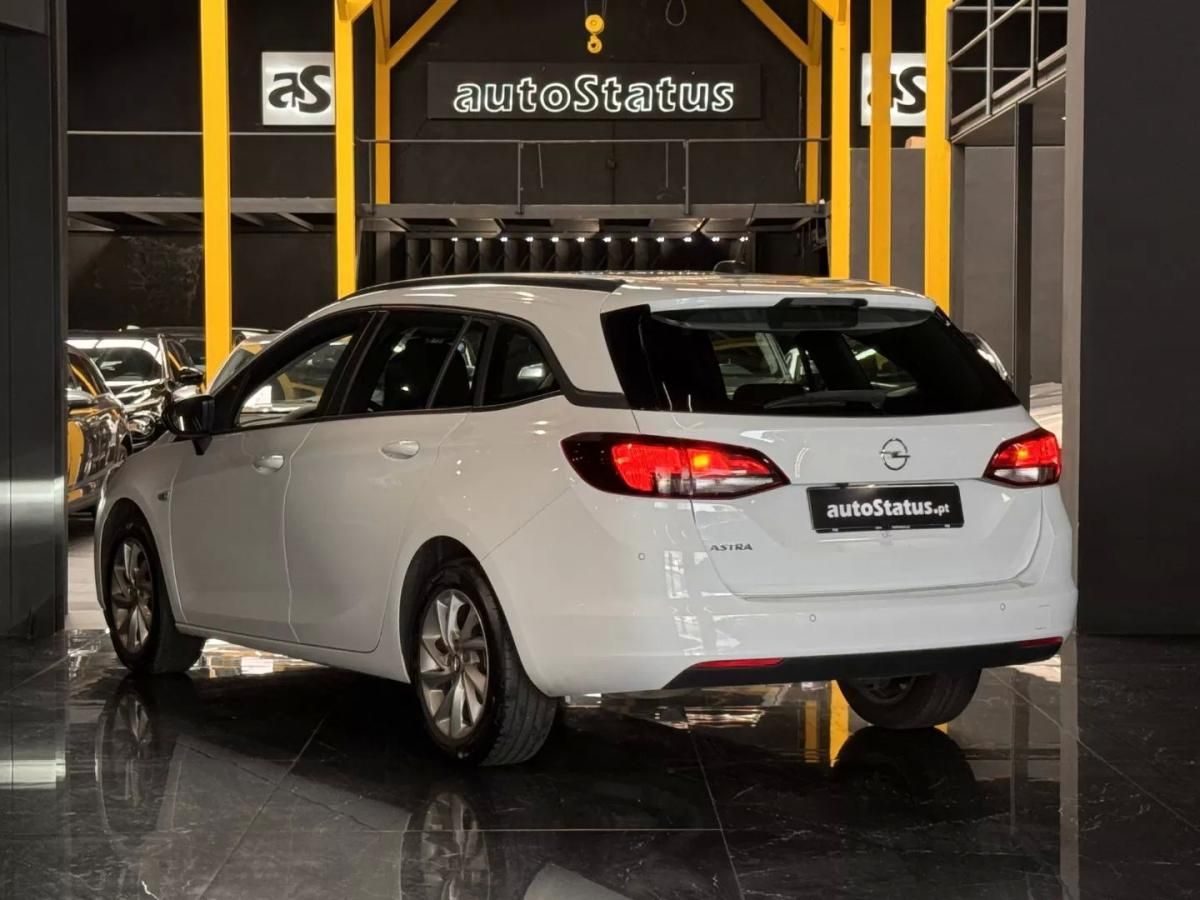 opel-astra-2021-diesel-1496cc