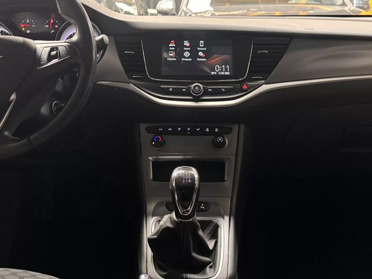 opel-astra-2021-diesel-1496cc