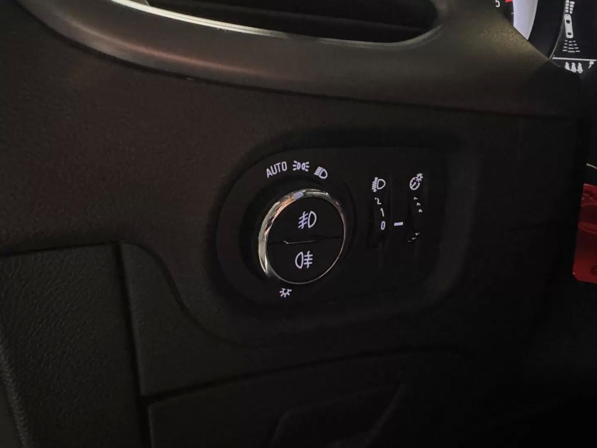 opel-astra-2021-diesel-1496cc