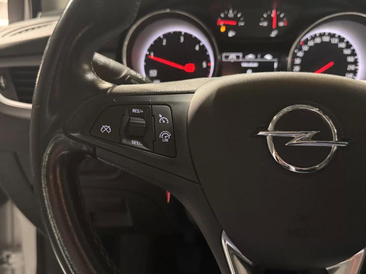opel-astra-2021-diesel-1496cc