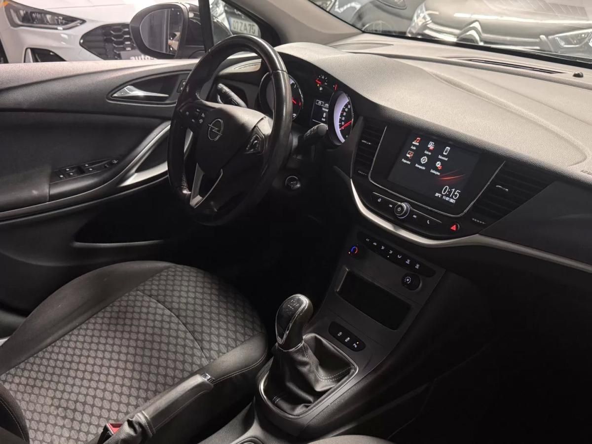 opel-astra-2021-diesel-1496cc