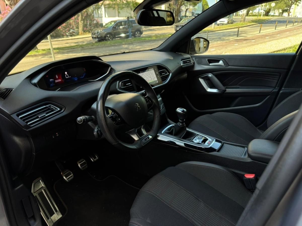 peugeot-308-2020-gasolina-1199cc