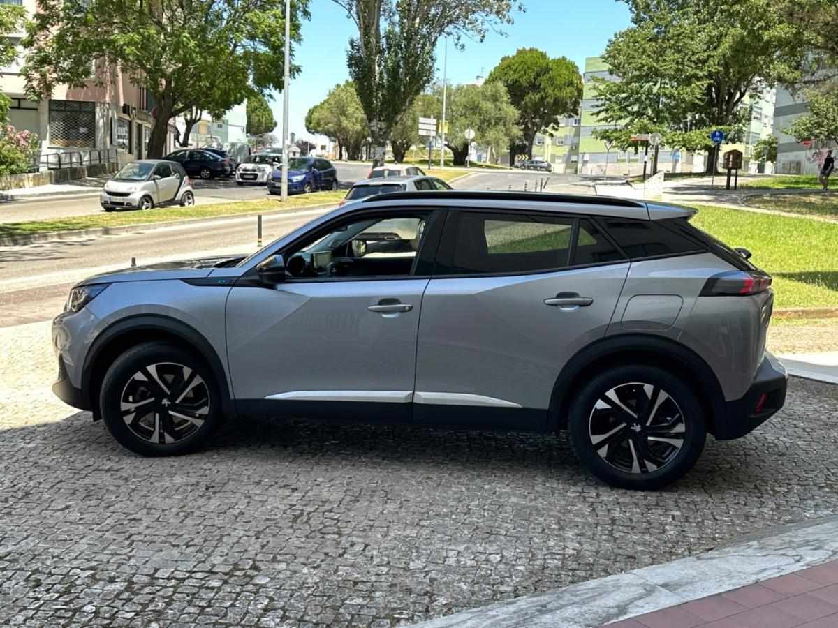 peugeot-e-2008-2022-eletrico-0cc