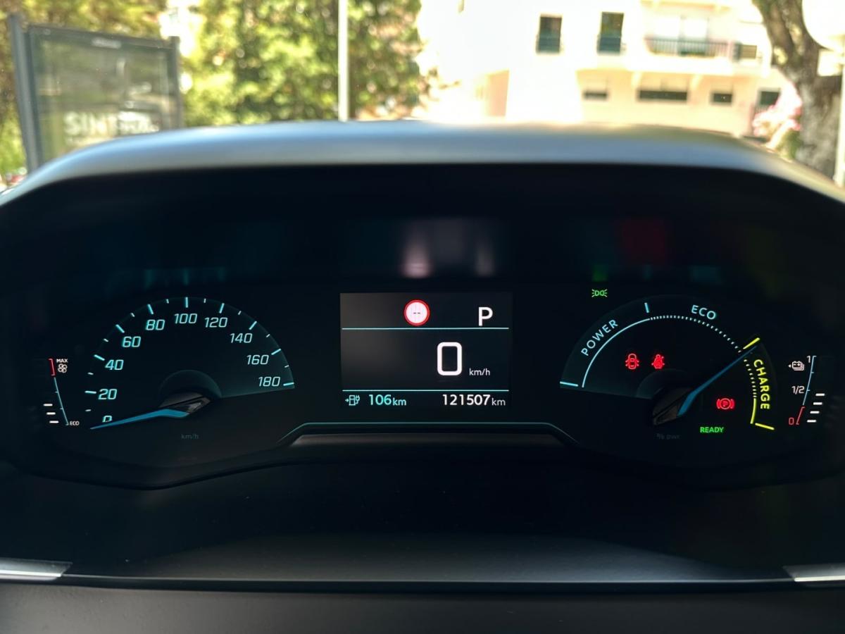 peugeot-e-2008-2022-eletrico-0cc