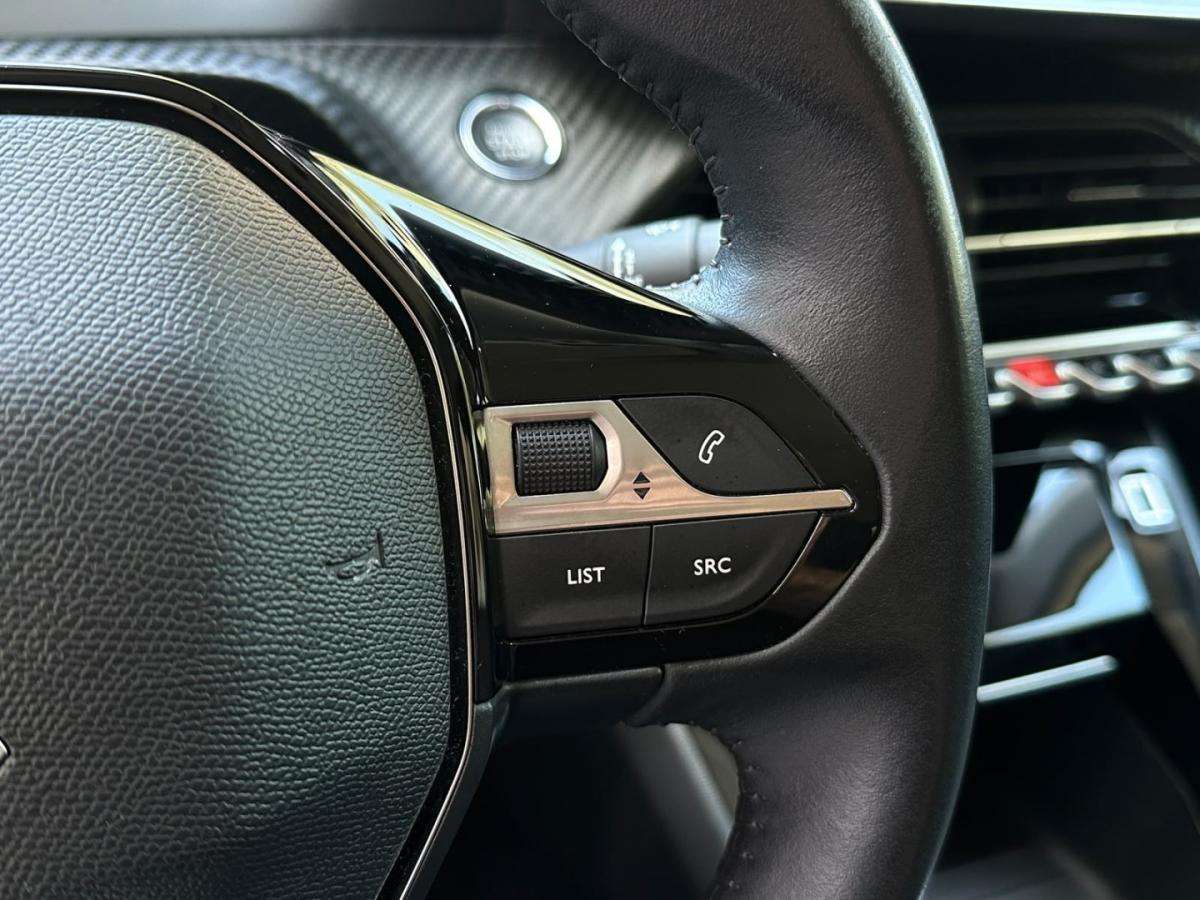 peugeot-e-2008-2022-eletrico-0cc