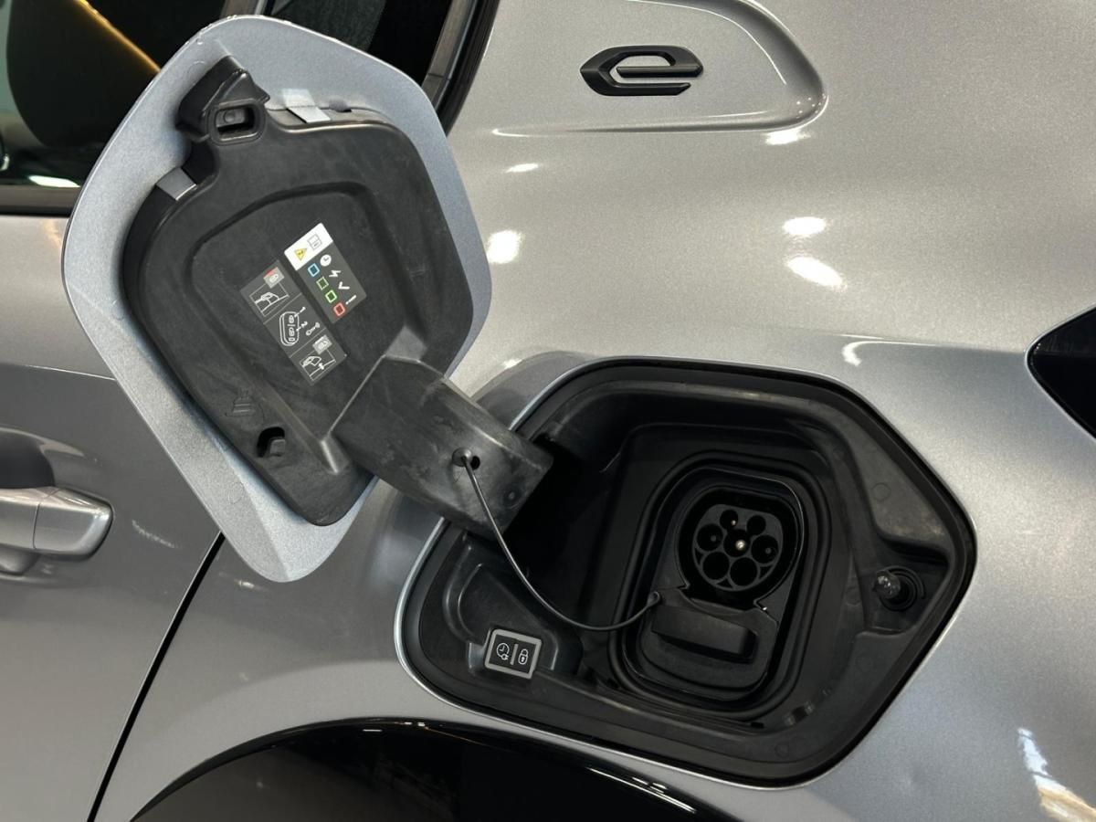 peugeot-e-208-2020-eletrico-0cc