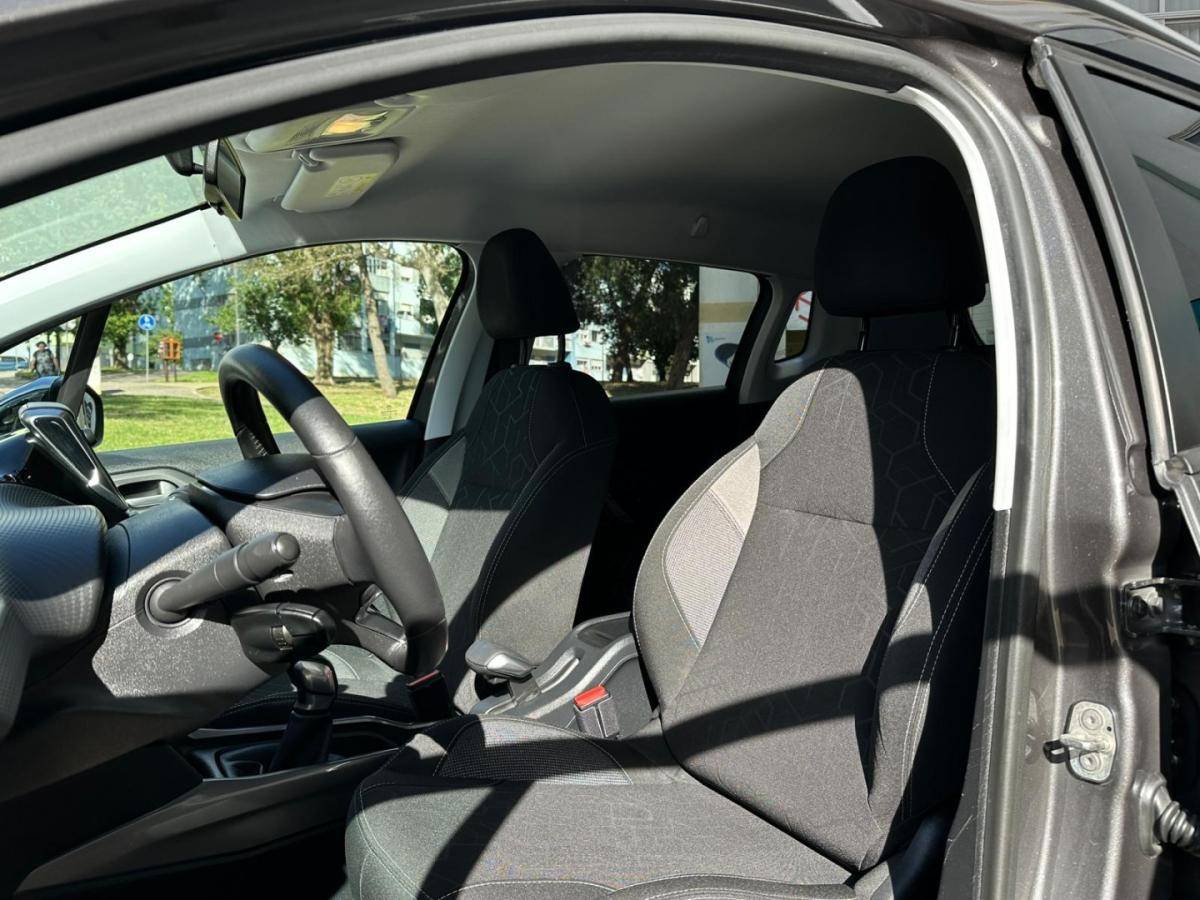 peugeot-2008-2017-gasolina-1199cc