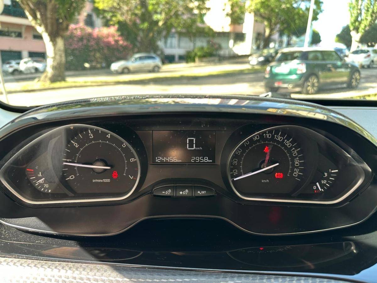peugeot-2008-2017-gasolina-1199cc