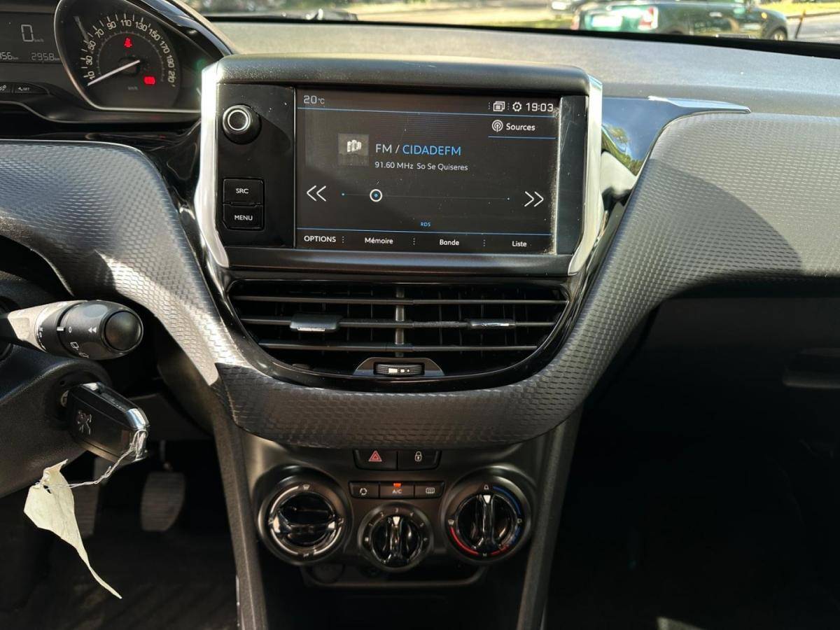 peugeot-2008-2017-gasolina-1199cc