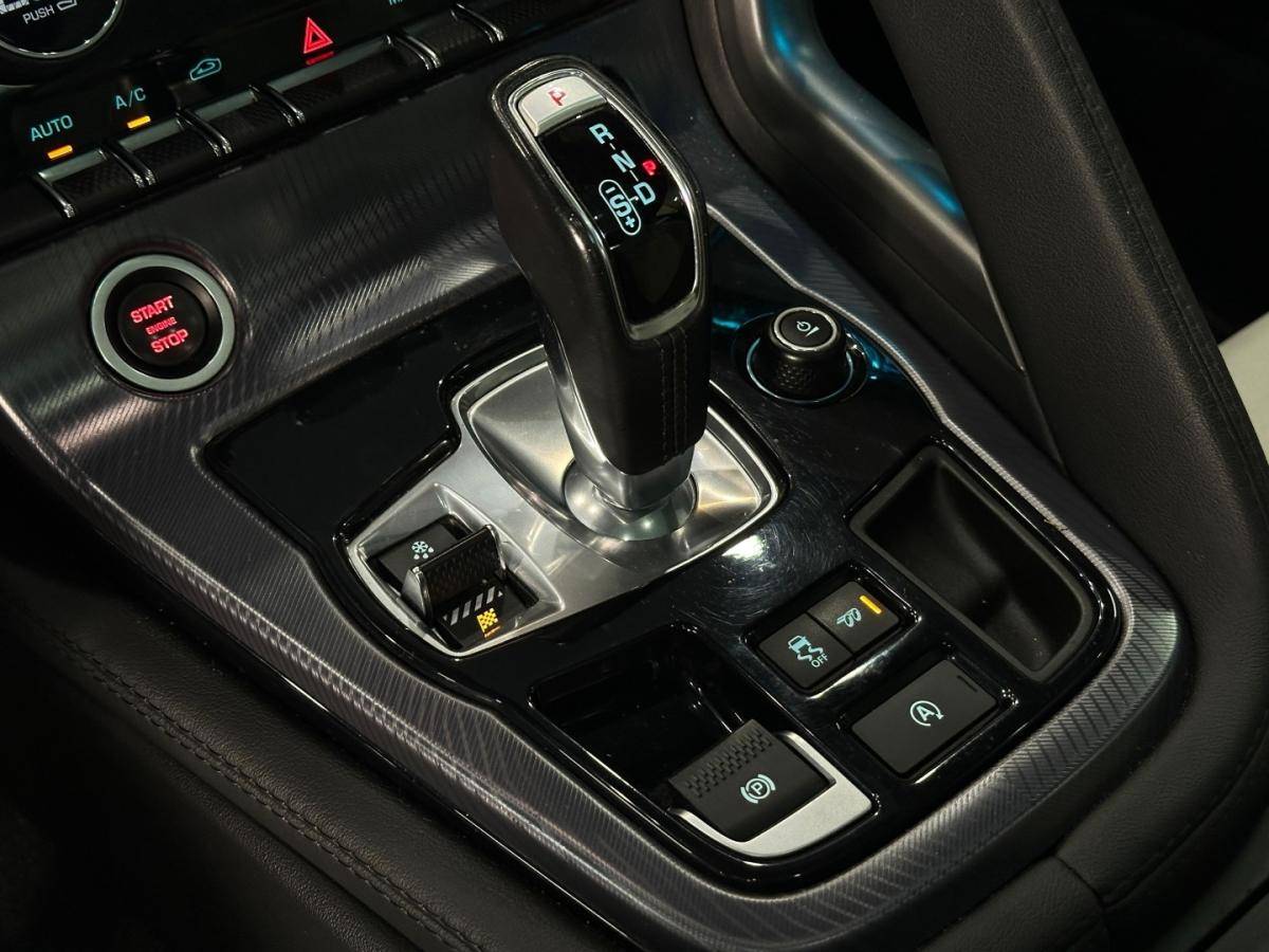 jaguar-f-type-2022-gasolina-1997cc