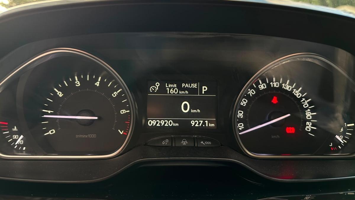 peugeot-2008-2017-gasolina-1199cc
