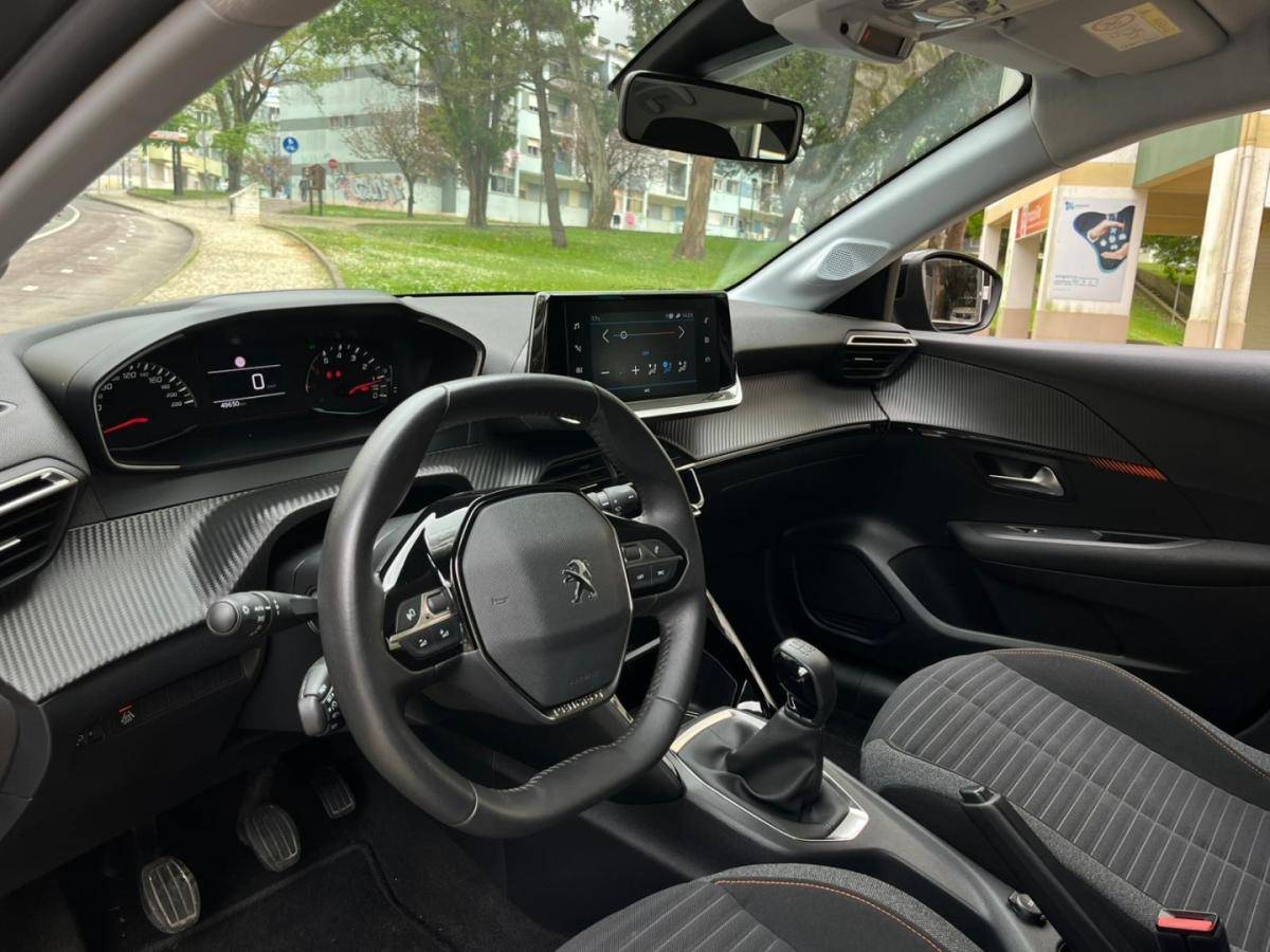 peugeot-208-2023-gasolina-1199cc