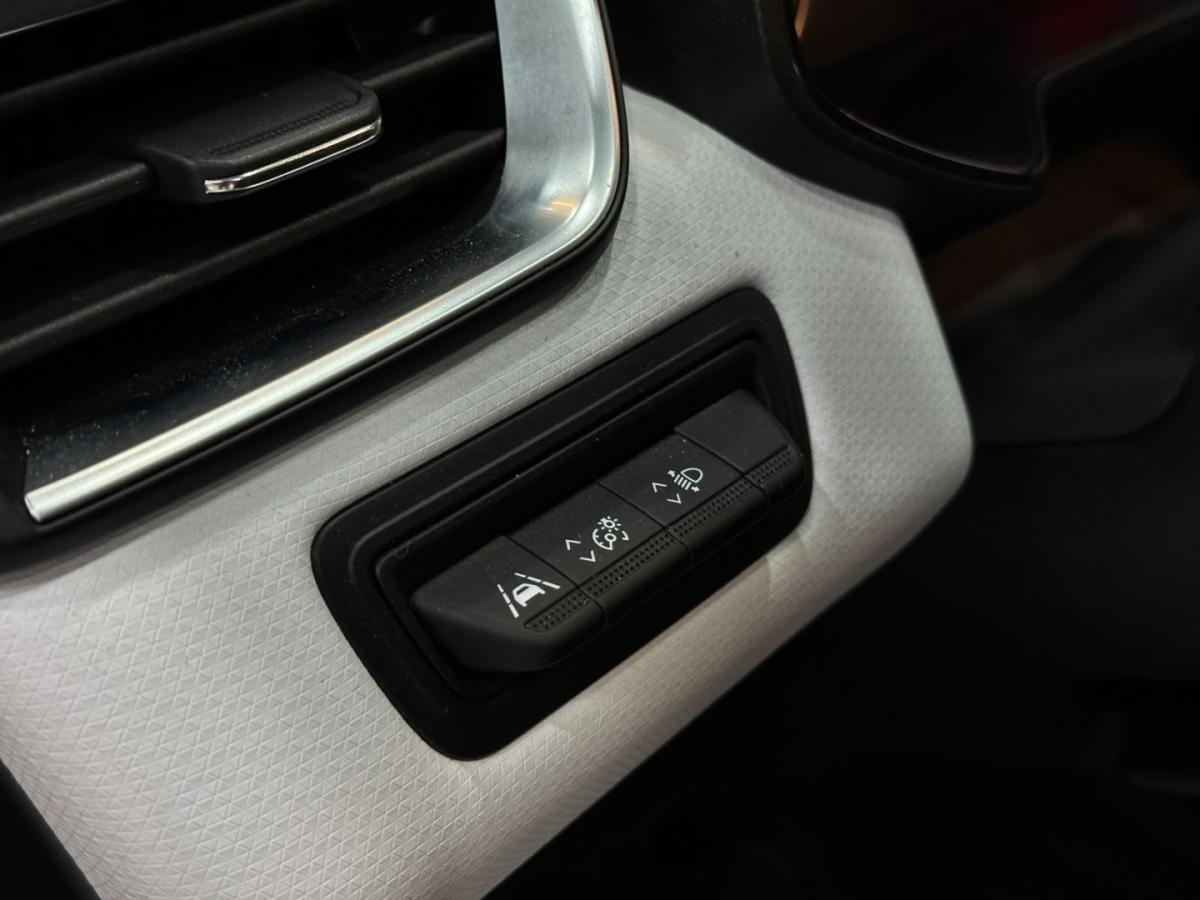 renault-clio-2023-gasolina-999cc