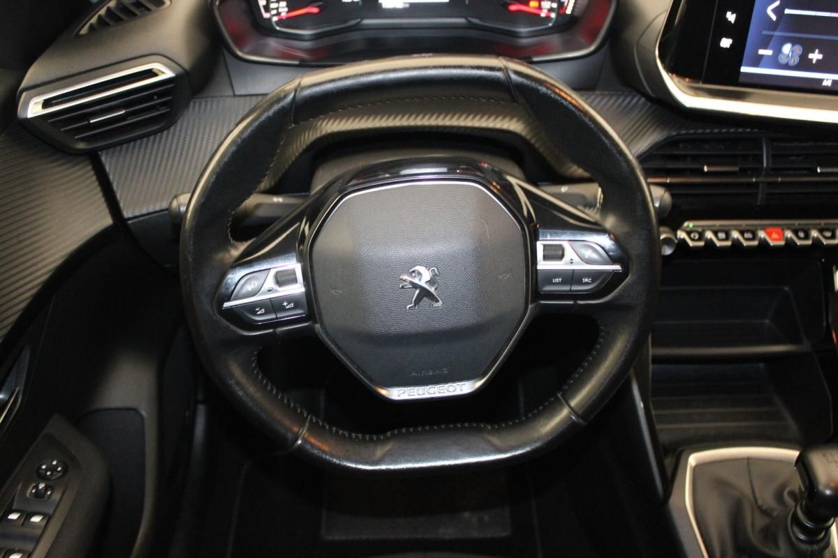peugeot-208-2021-gasolina-1199cc