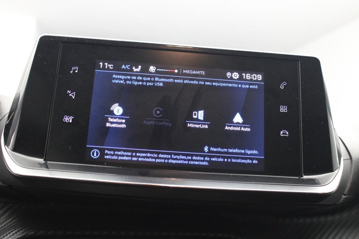 peugeot-208-2021-gasolina-1199cc