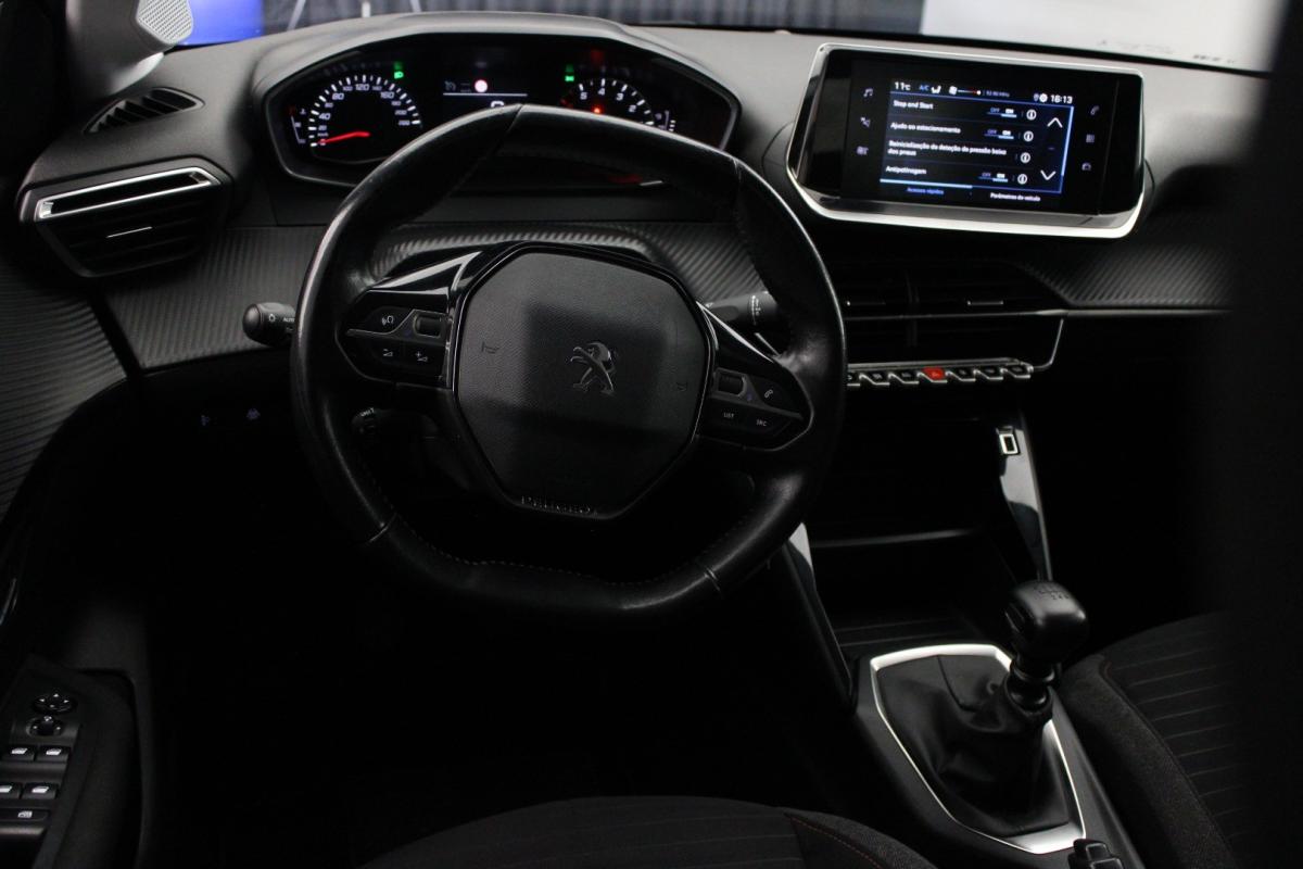 peugeot-208-2021-gasolina-1199cc