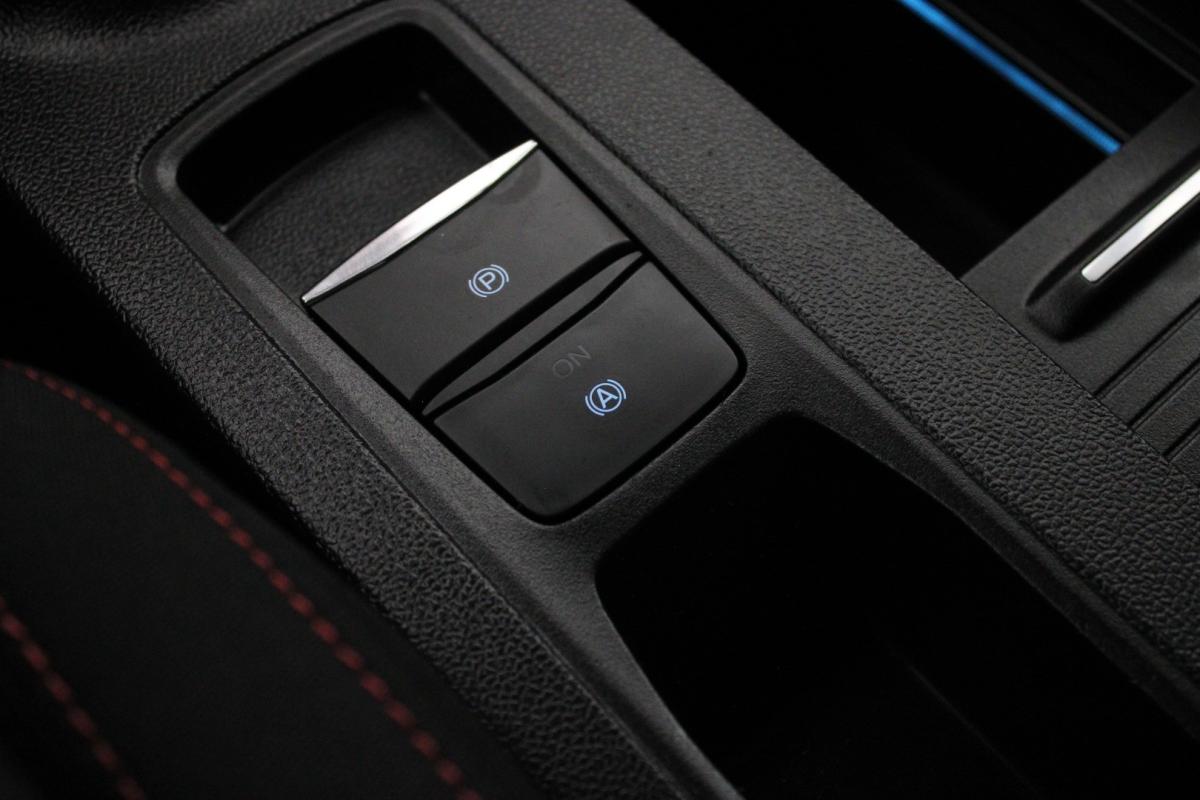 ford-focus-2020-gasolina-999cc