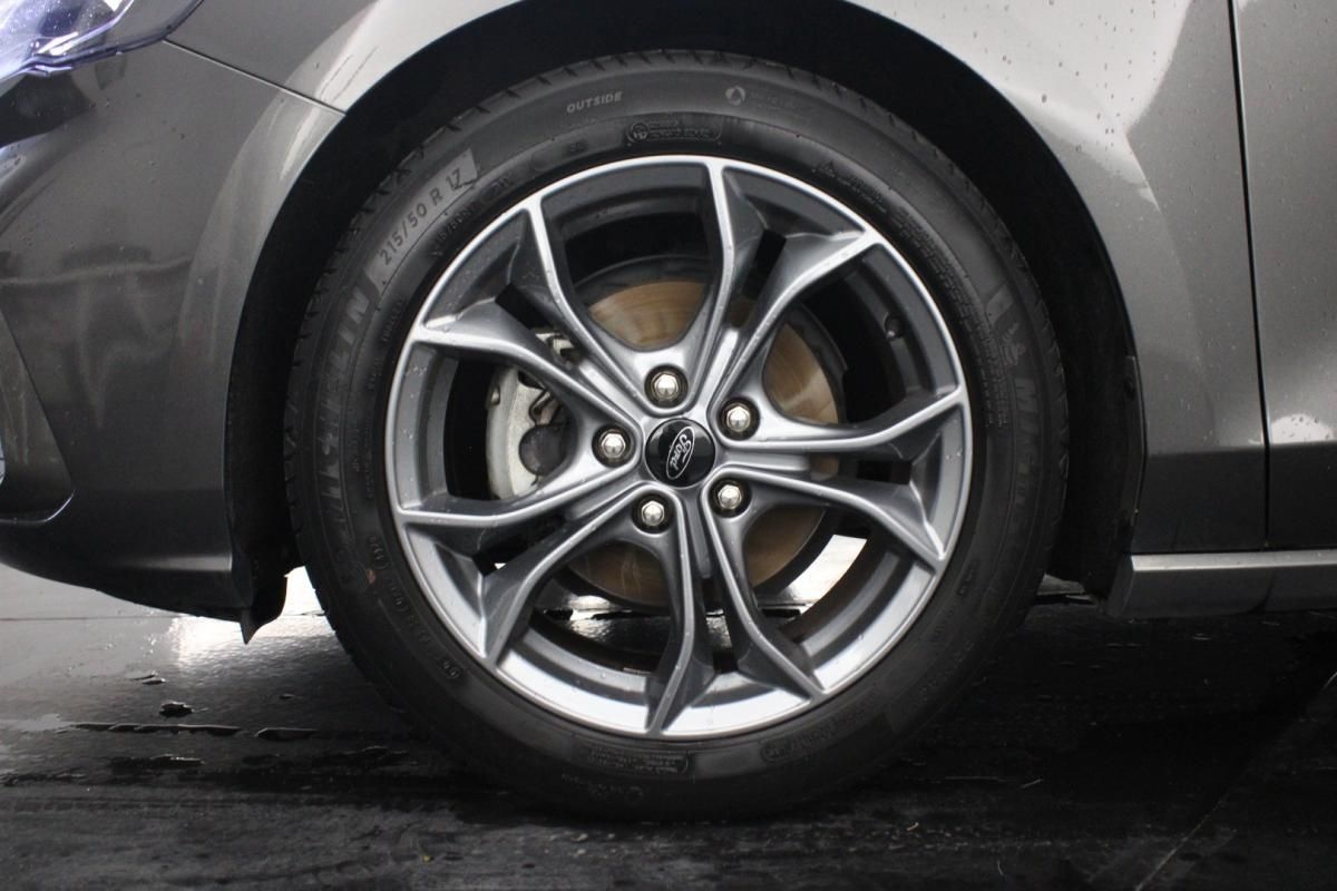 ford-focus-2020-gasolina-999cc