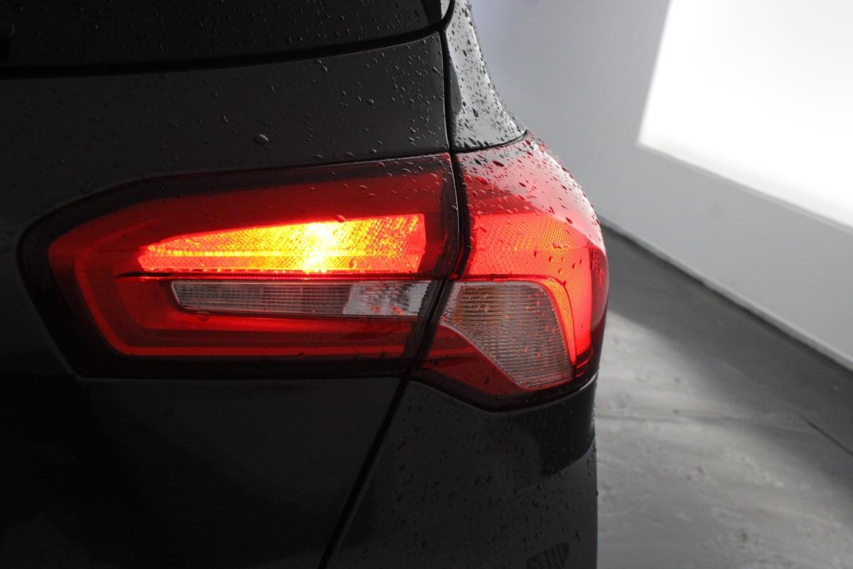 ford-focus-2020-gasolina-999cc