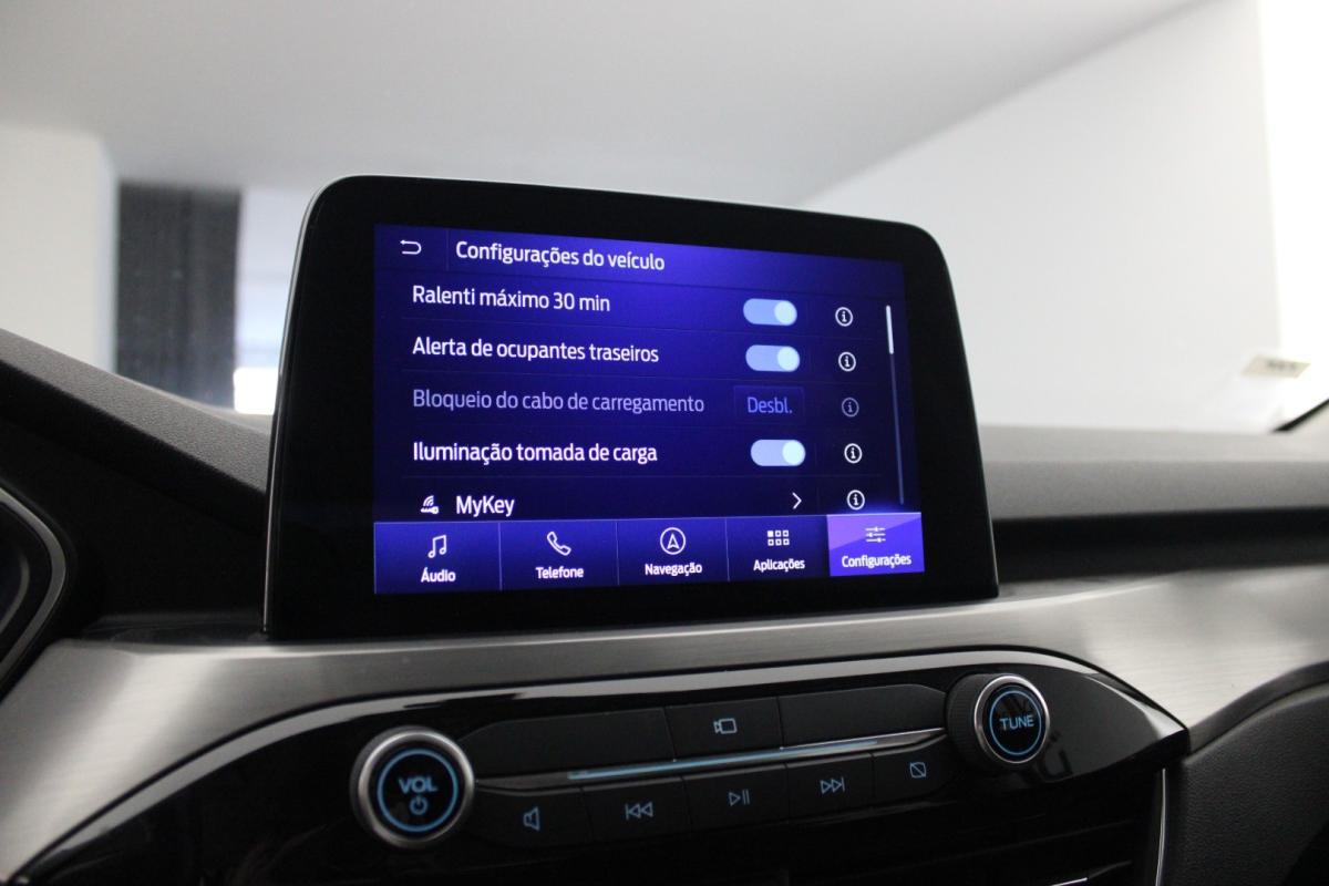ford-kuga-2021-hibrido-a-gasolina-2488cc