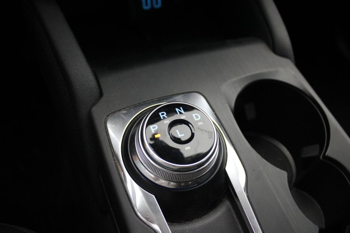 ford-kuga-2021-hibrido-a-gasolina-2488cc
