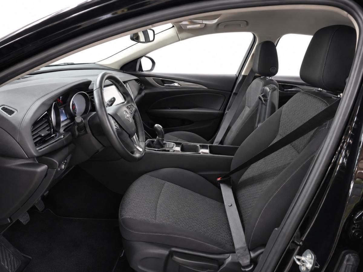 opel-insignia-2018-diesel-1598cc