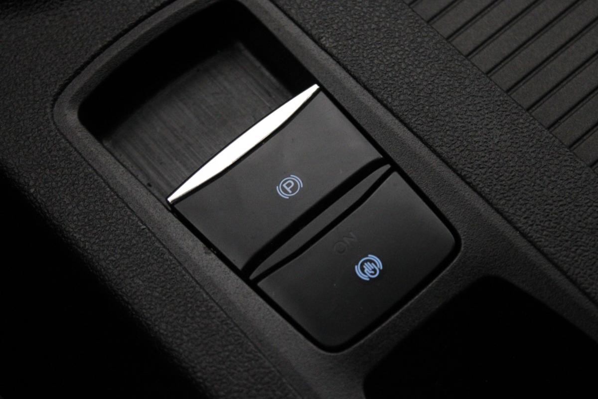 ford-kuga-2022-gasolina-1499cc