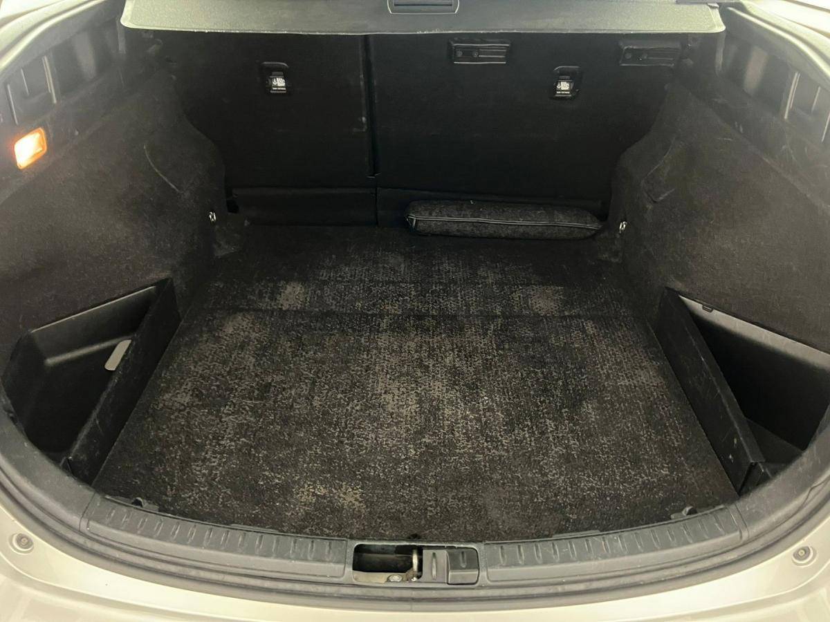 toyota-auris-touring-sports-2015-diesel-1364cc
