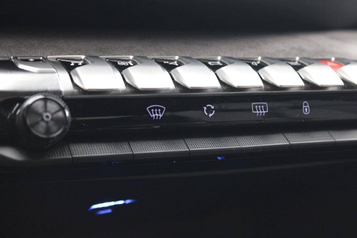 peugeot-3008-2021-hibrido-a-gasolina-1598cc