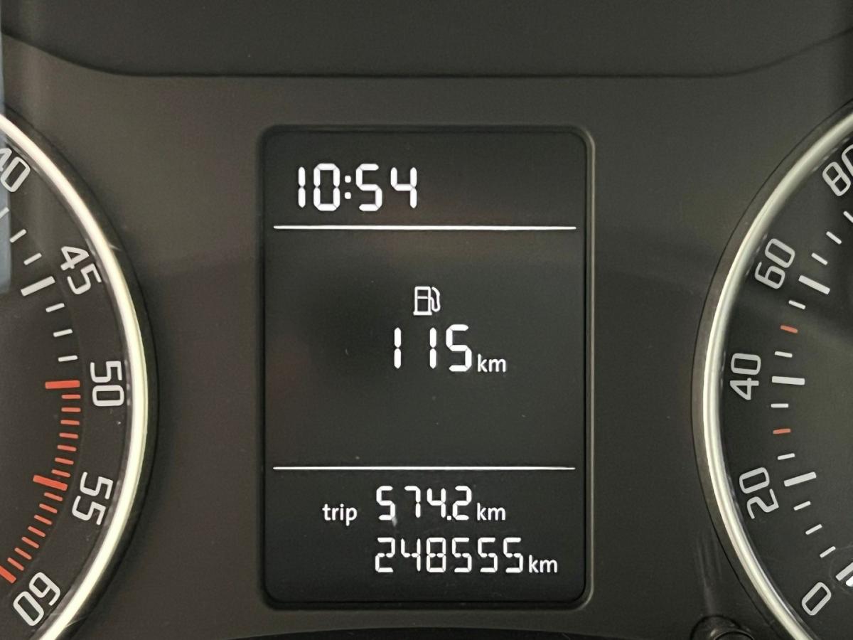 skoda-octavia-break-2012-diesel-1598cc