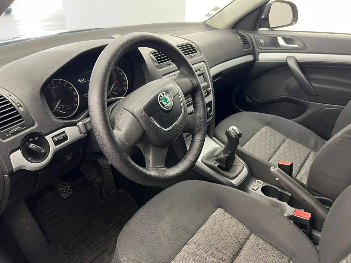 skoda-octavia-break-2012-diesel-1598cc