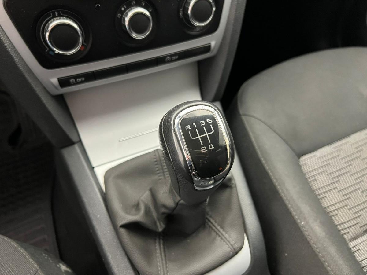 skoda-octavia-break-2012-diesel-1598cc