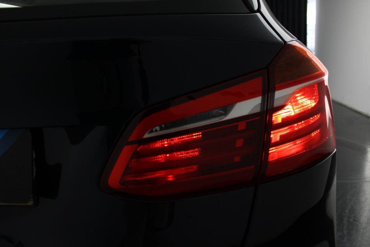 bmw-serie-2-2018-diesel-1496cc