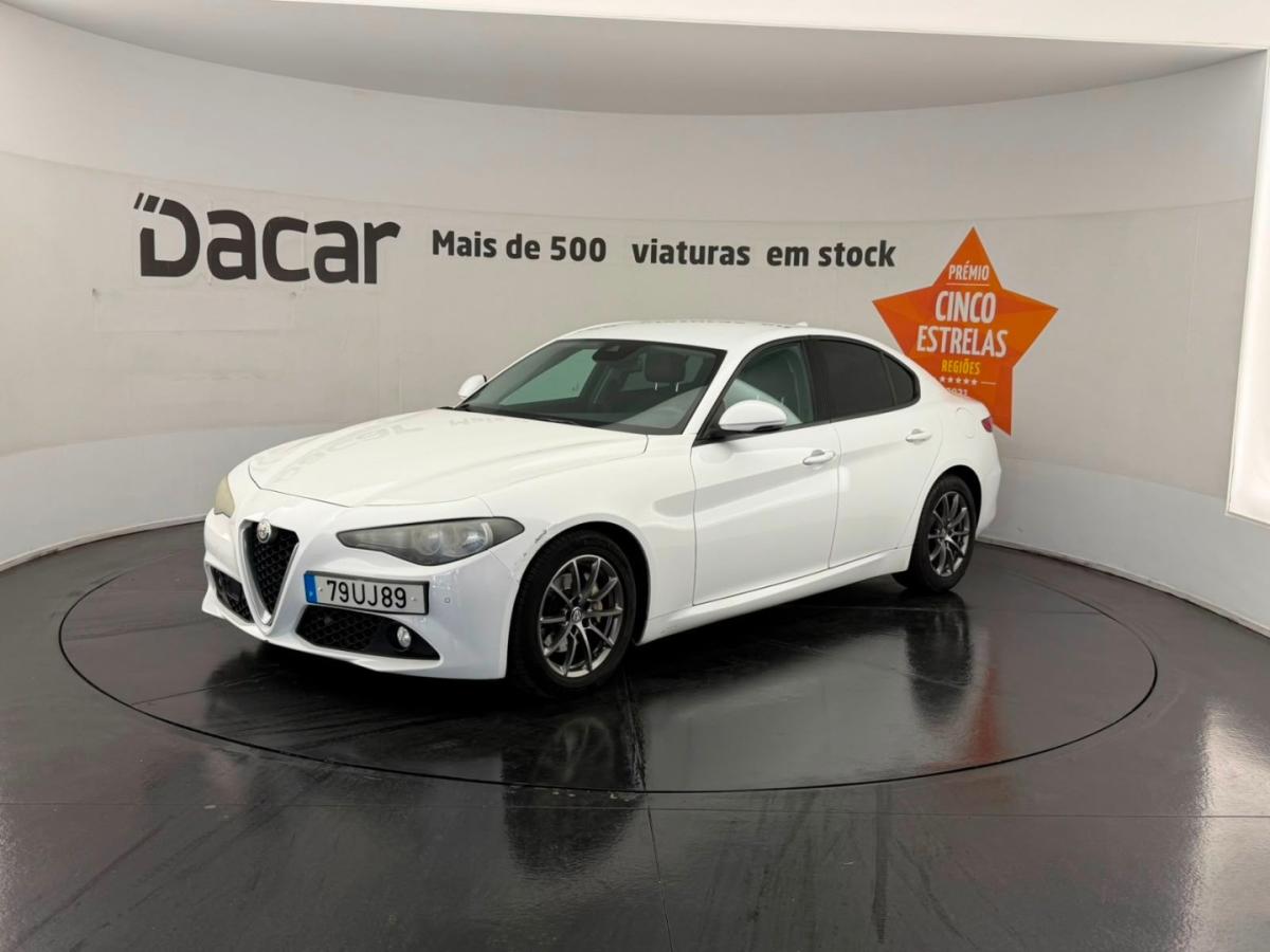 alfa-romeo-giulia-2018-diesel-2143cc