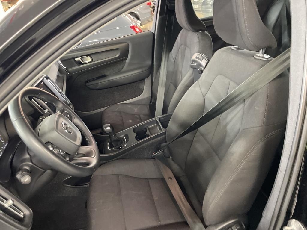 volvo-xc40-2022-gasolina-1477cc